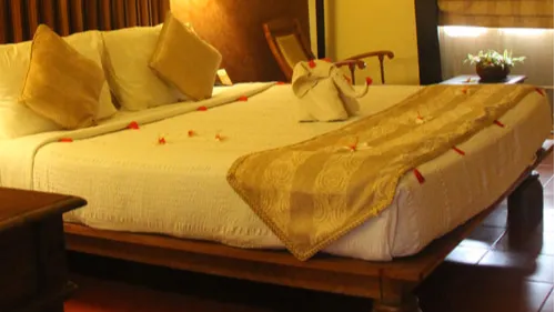 PREMIUM LAND COTTAGE